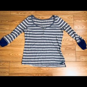 Women’s Express top